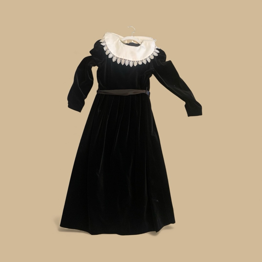 Vintage Laura Ashley Mother & Child Velvet Dress 11–12Y | Black Lace Collar - Picture 7 of 9